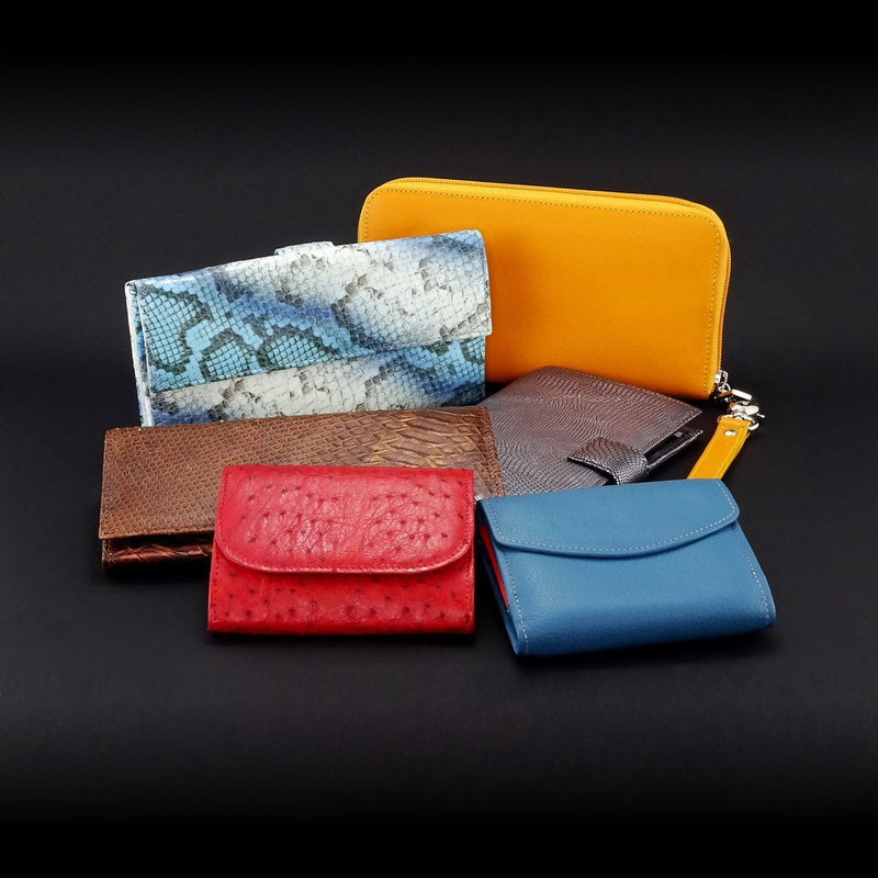 Ladies purses many different designs layouts and styles. Leather goods made in Australia