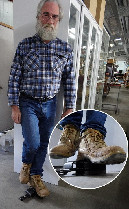 Hipster mobile phone case 107Kg man standing on the case with phone inside