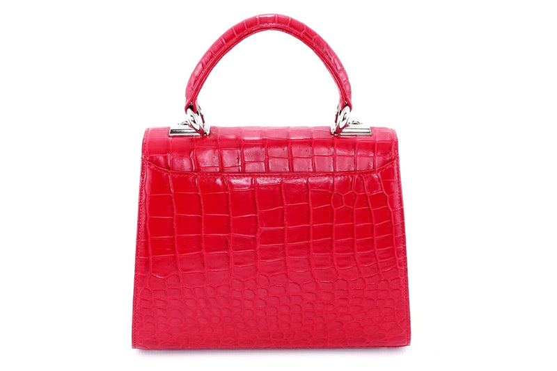 Handbag -traditional - (Beverly) Red matt crocodile showing back view of the handbag. The back slip pocket in view.
