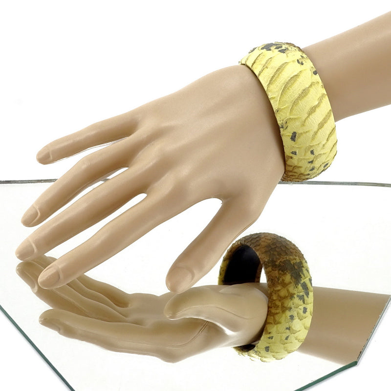 Bangle medium (Kim) moulded round decorated leather jewellery - yellow and brown snake print leather
