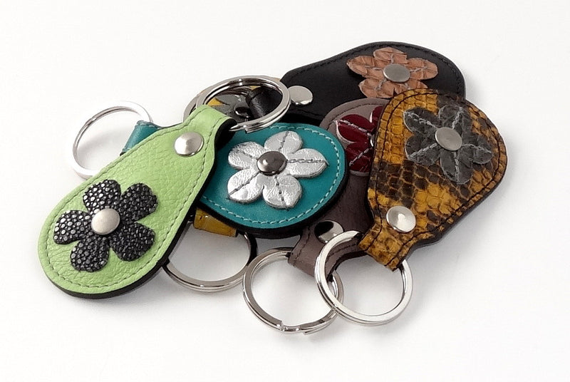 Key tags  Mandolin Leather with flower detail group